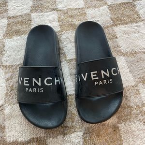 Givenchy Rubber Slides